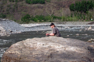 Andrew Kennedy mahseer fishing in India