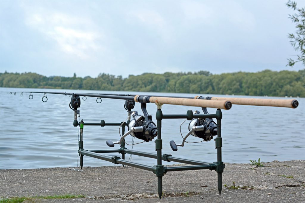 Fox Warrior Plus Carp Rod – Full Cork Handle 12 foot 3.25lb test curve fishing rod – Tackle Review