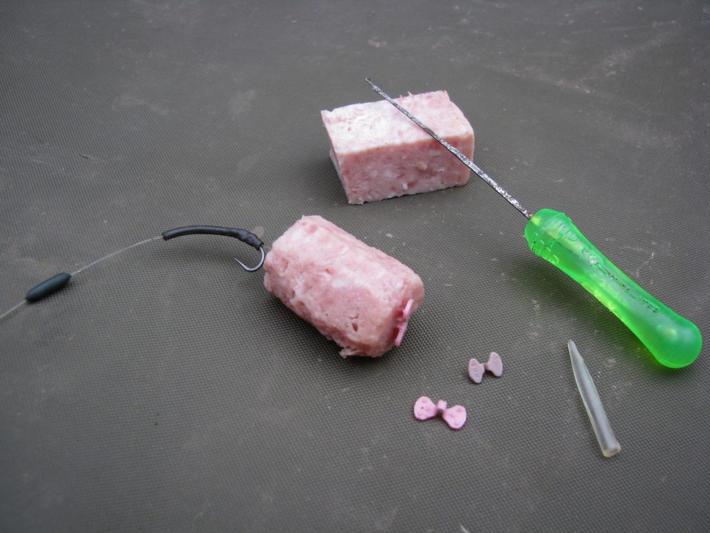 Fox luncheon meat stops do a fantastic job