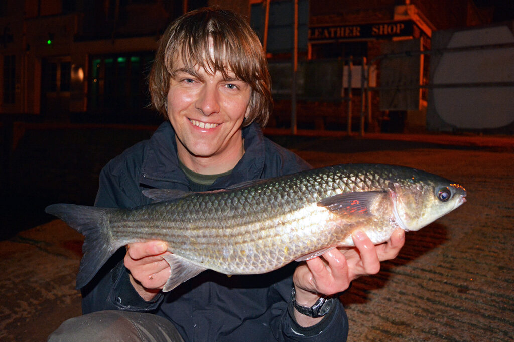 Andrew's personal best grey mullet 6lb 8oz caught at night on floatfished bread